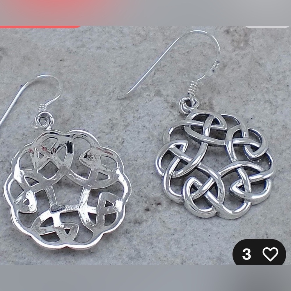 EXOTIC PAIR OF .925 STERLING SILVER PRETTY CELTIC KNOT EARRINGS.